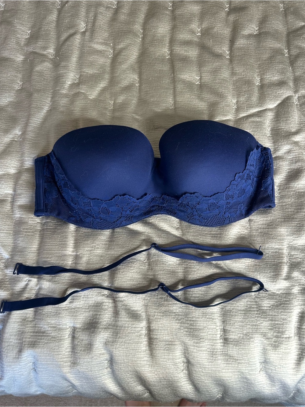 Victoria's Secret Navy Strapless Lace-Trim Bra
